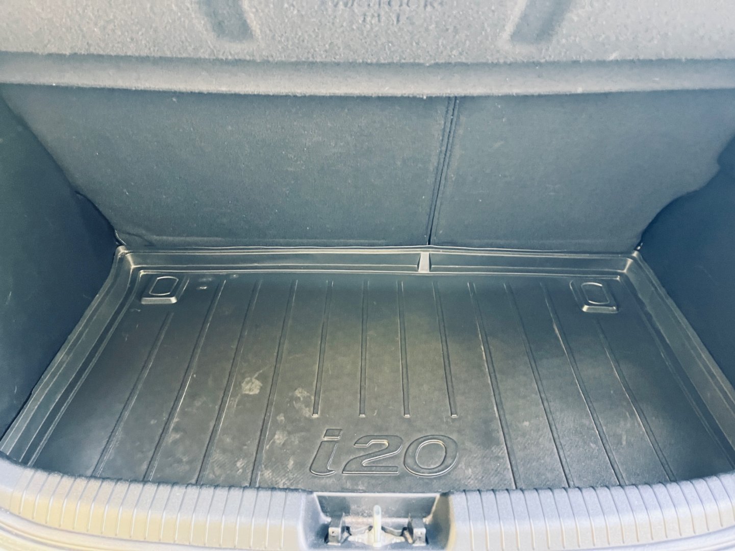 Hyundai i20 1.2 i NAJETO JEN 62 TIS