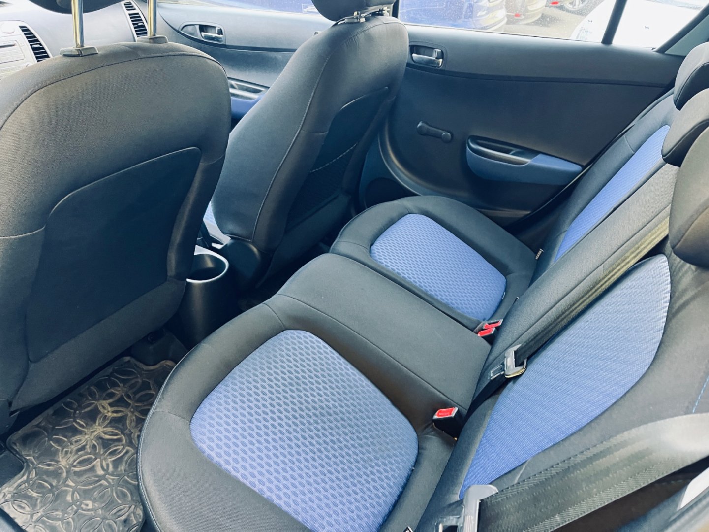 Hyundai i20 1.2 i NAJETO JEN 62 TIS