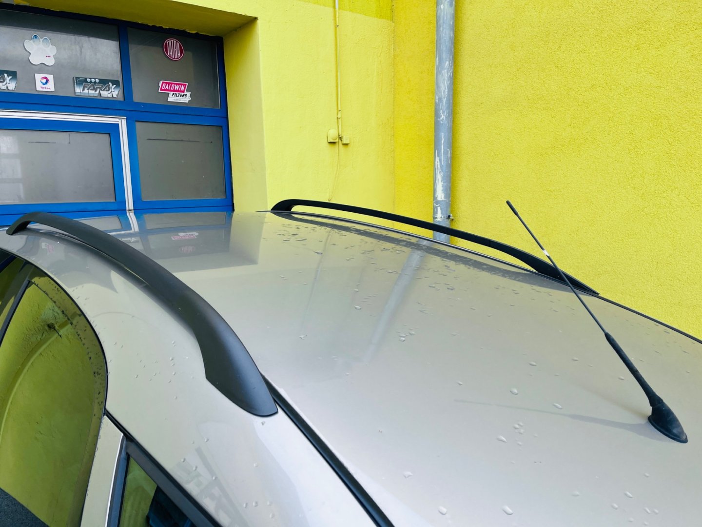 Škoda Roomster 1.2 i BENZÍN 51 KW NAJ 94 TIS