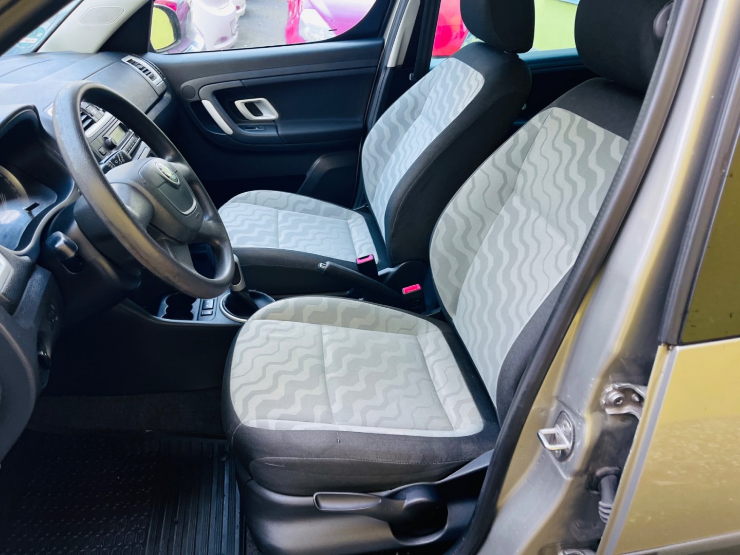 Škoda Roomster 1.2 i BENZÍN 51 KW NAJ 94 TIS