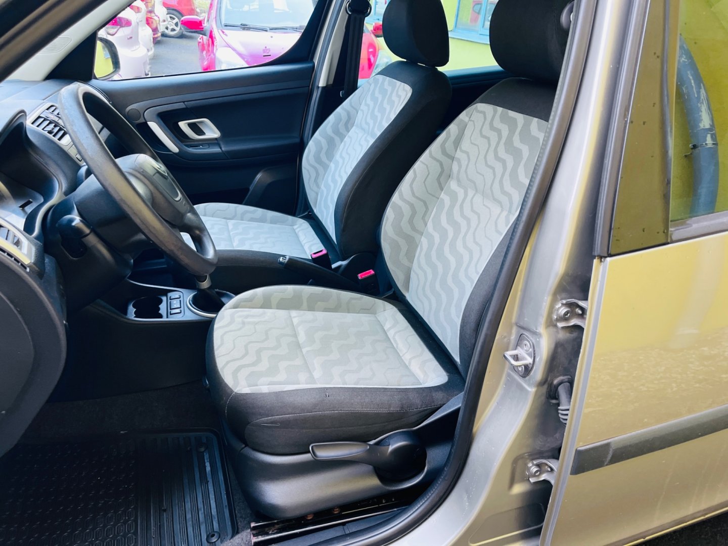 Škoda Roomster 1.2 i BENZÍN 51 KW NAJ 94 TIS