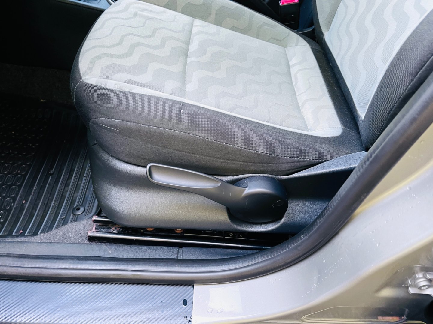Škoda Roomster 1.2 i BENZÍN 51 KW NAJ 94 TIS