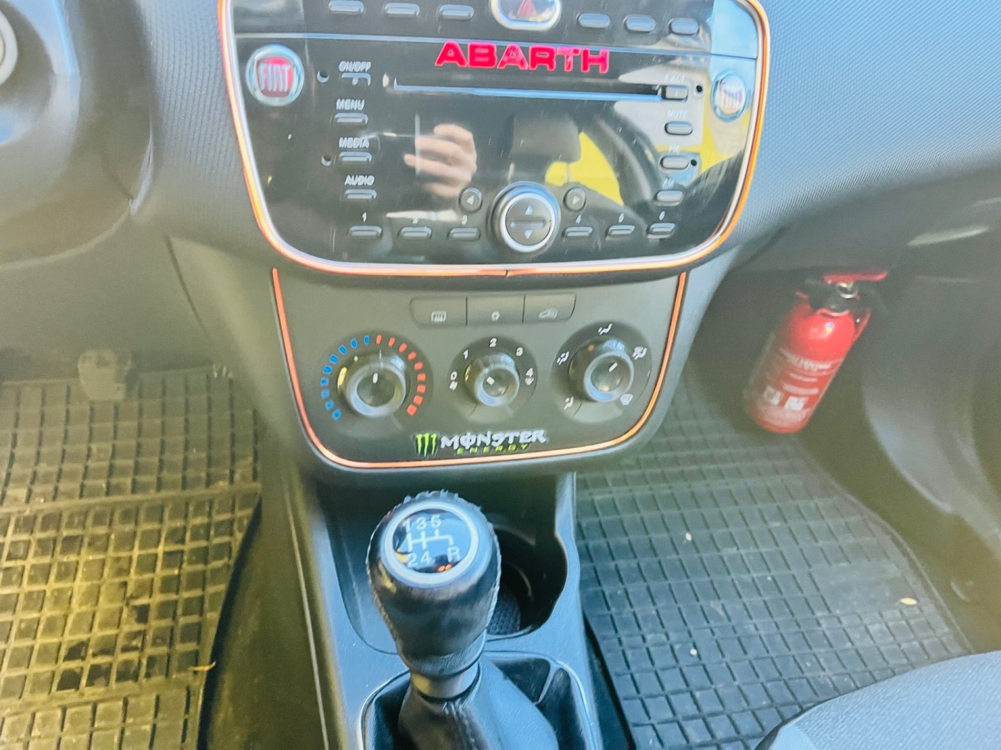 Fiat Punto 1.2 i BENZÍN ALU KOLA