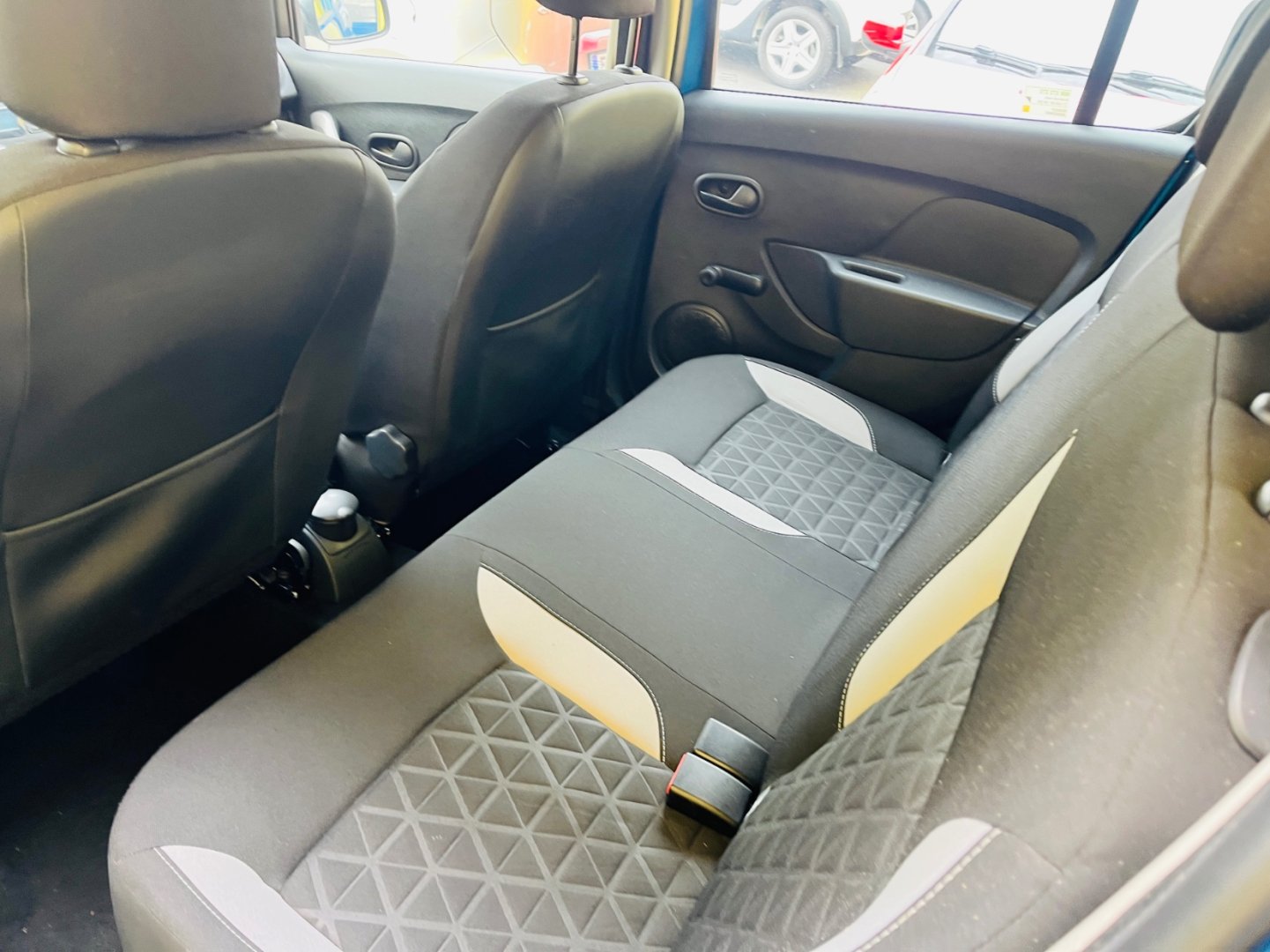 Dacia Sandero STEPWAY 0.9 i BENZÍN  JEN 110