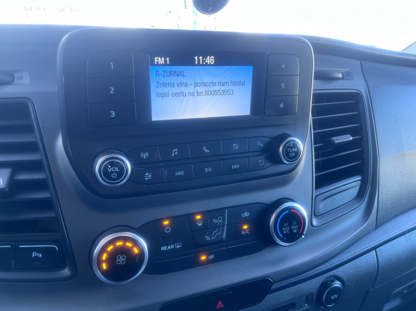 Ford Transit Custom 2.0 TDDi 96 kW AUTOMAT 9 MÍST