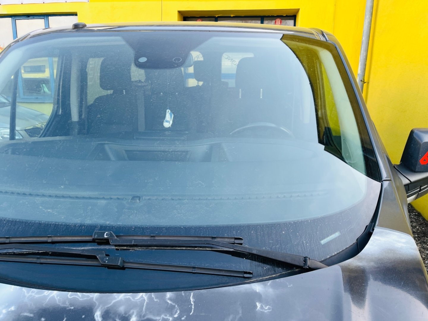 Ford Transit Custom 2.0 TDDi 96 kW AUTOMAT 9 MÍST