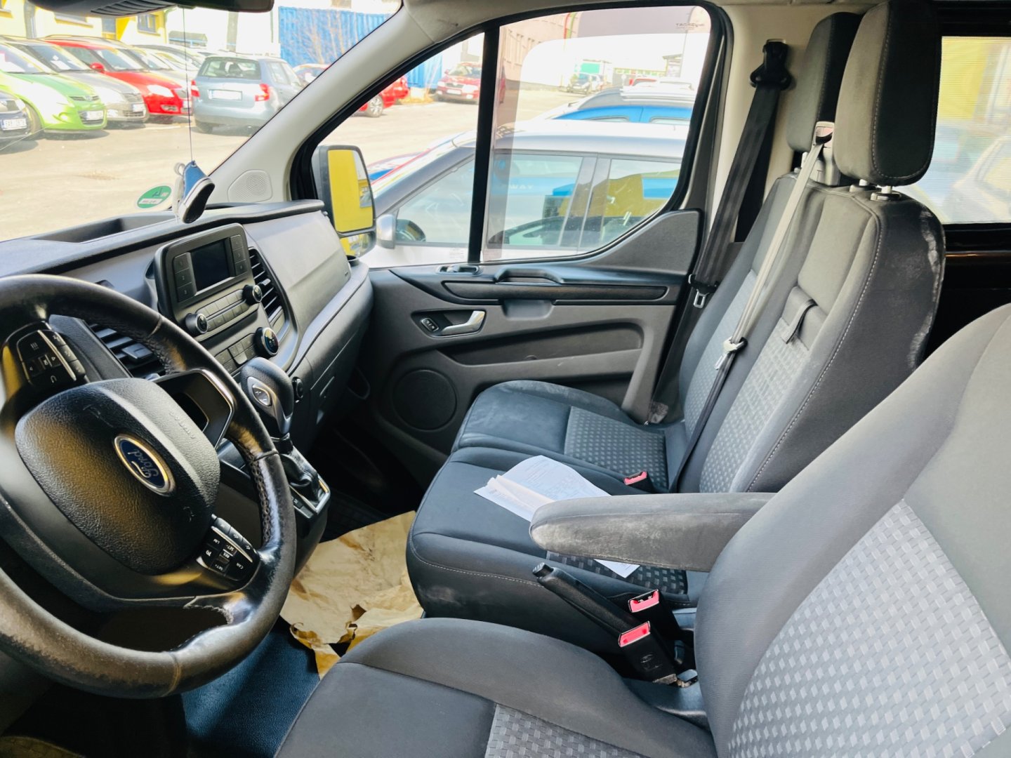 Ford Transit Custom 2.0 TDDi 96 kW AUTOMAT 9 MÍST