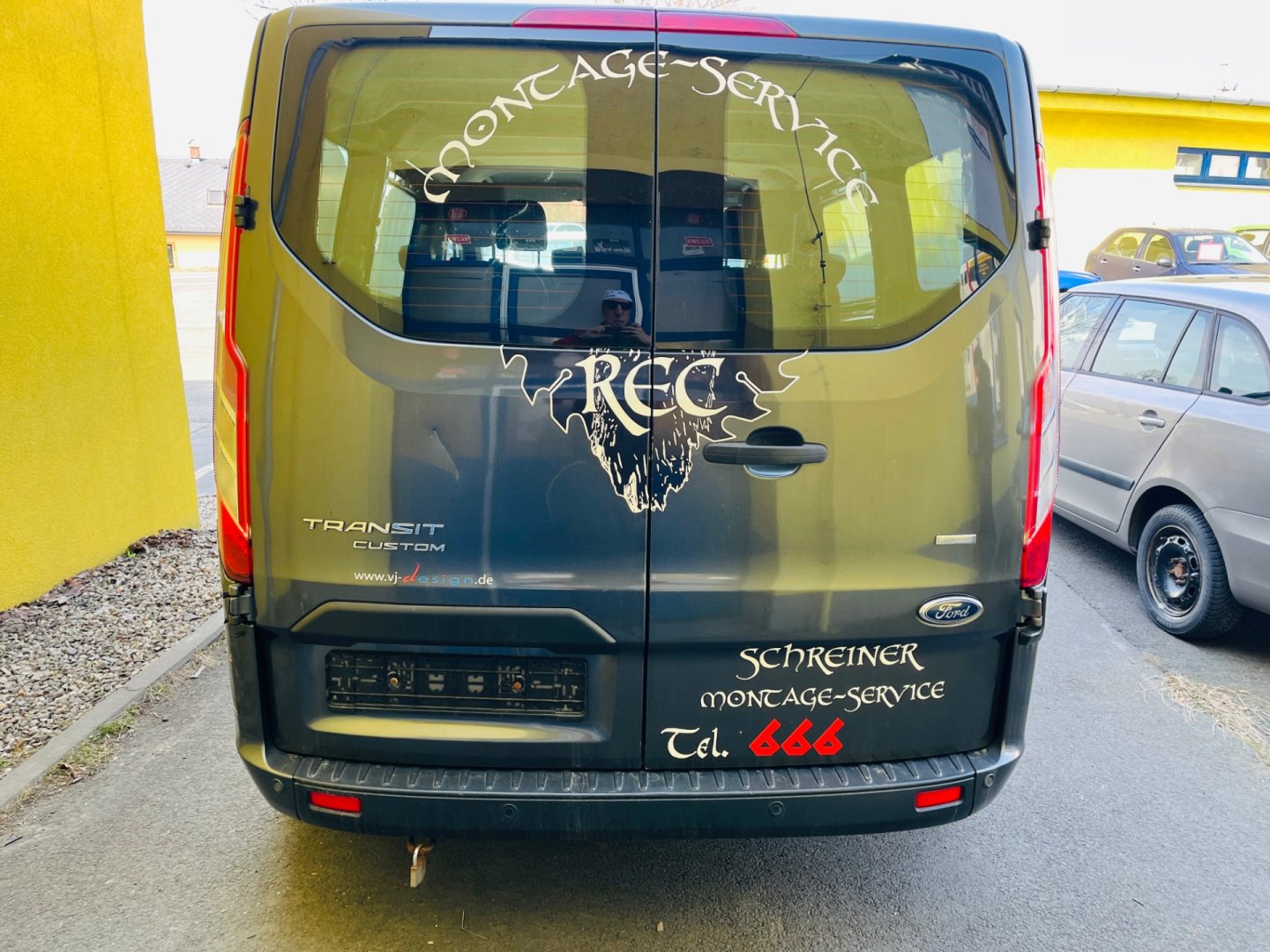 Ford Transit Custom 2.0 TDDi 96 kW AUTOMAT 9 MÍST