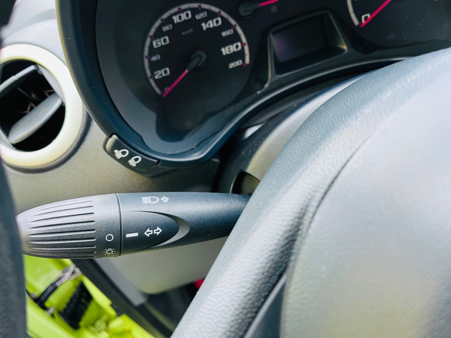 Ford Ka 1,2 i BENZÍN