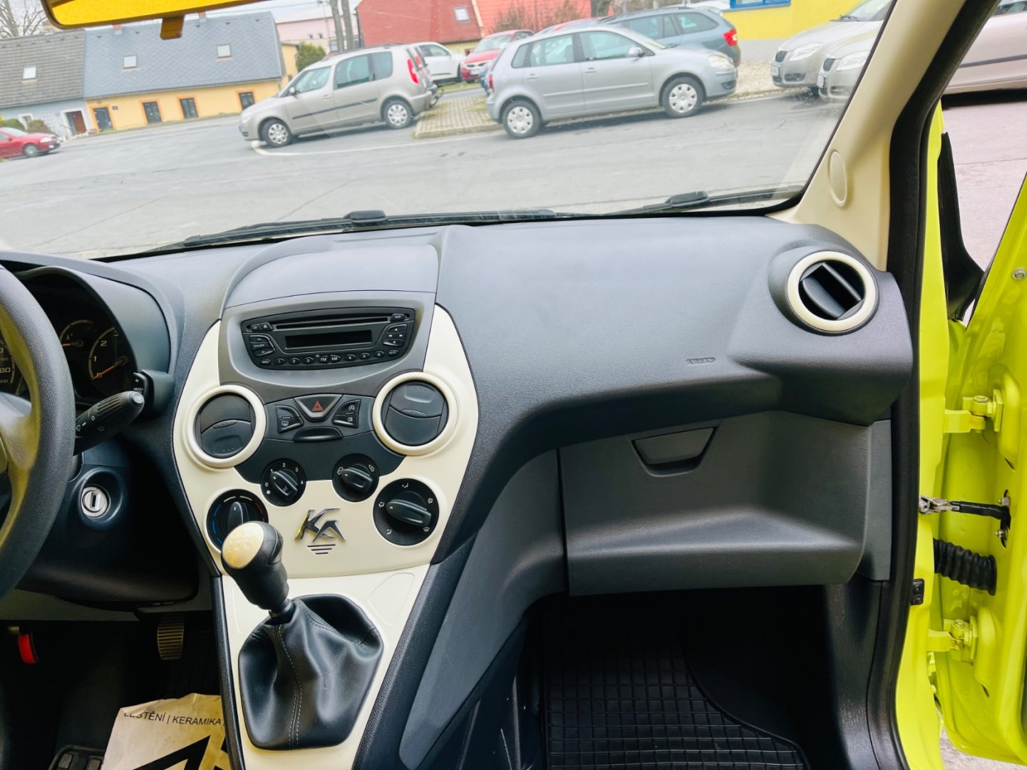 Ford Ka 1,2 i BENZÍN