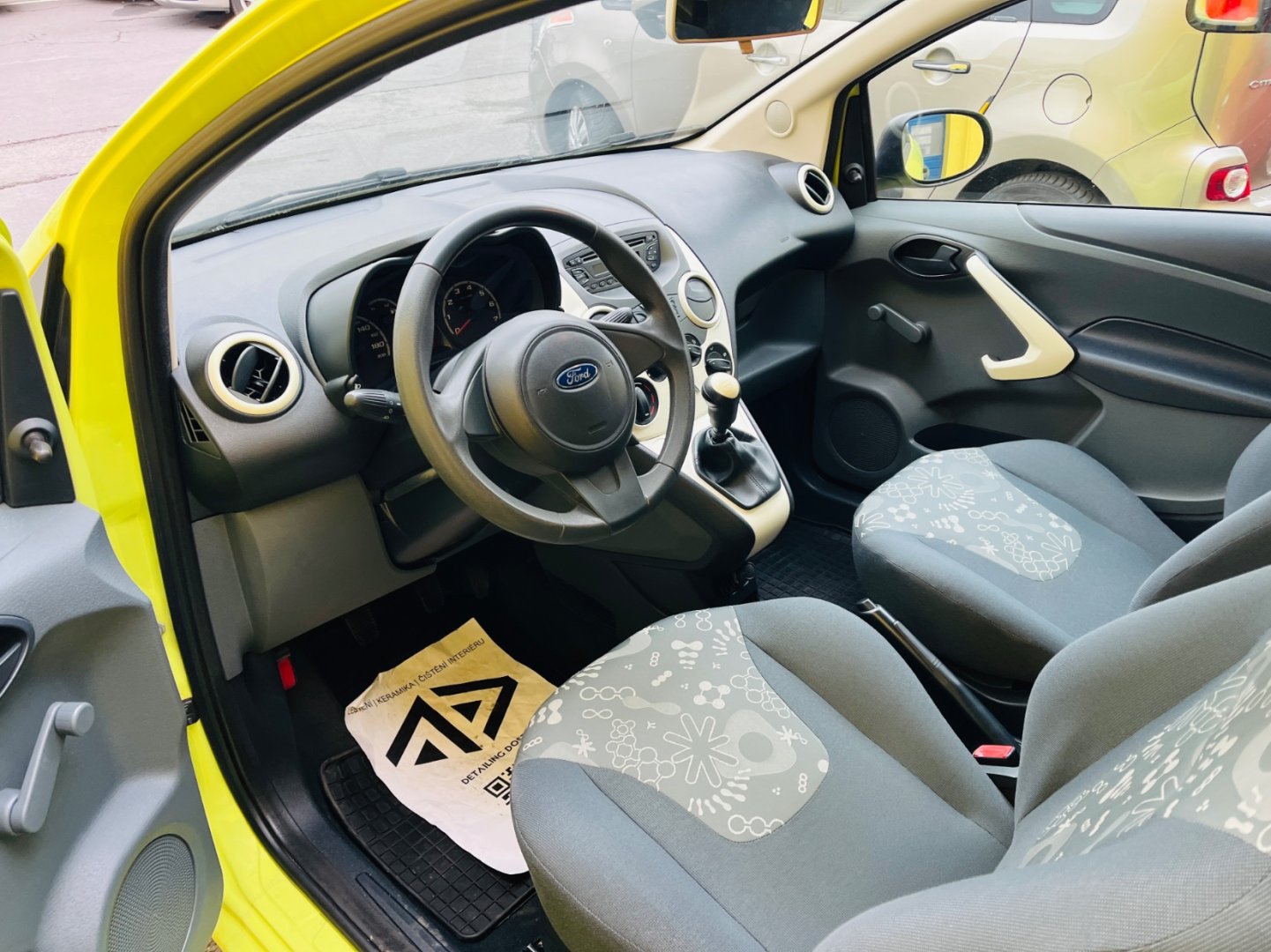 Ford Ka 1,2 i BENZÍN
