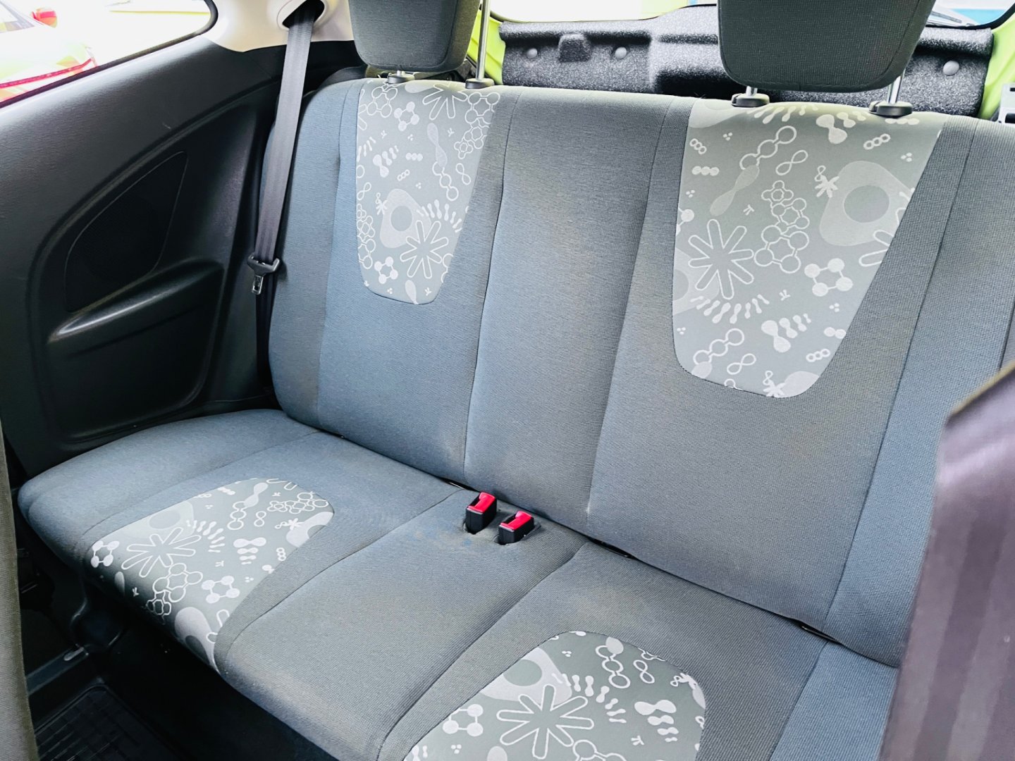 Ford Ka 1,2 i BENZÍN