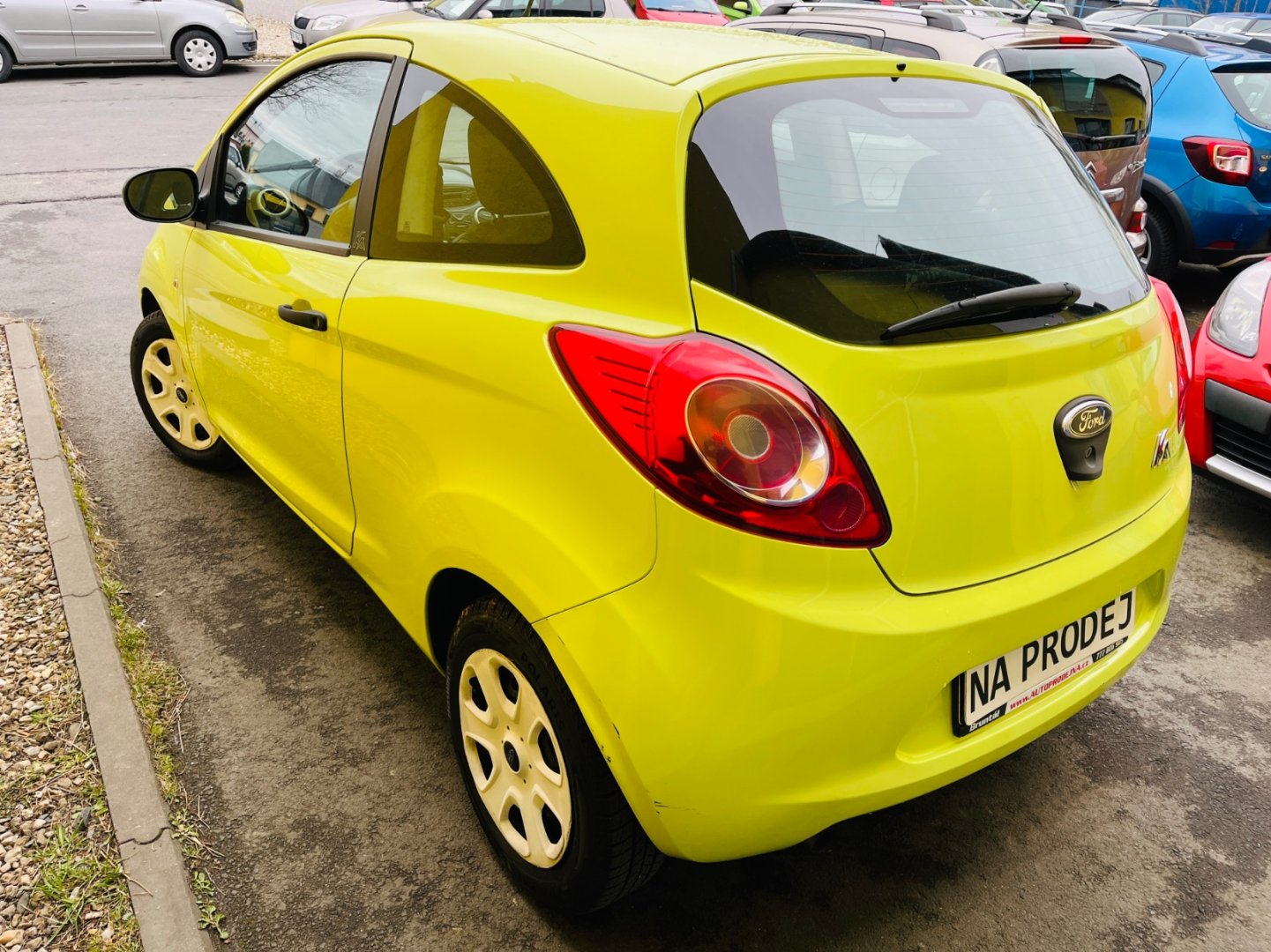 Ford Ka 1,2 i BENZÍN