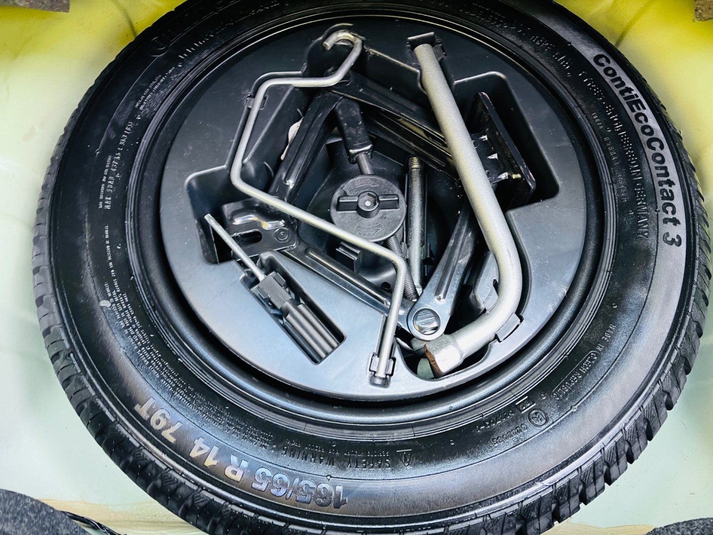 Ford Ka 1,2 i BENZÍN