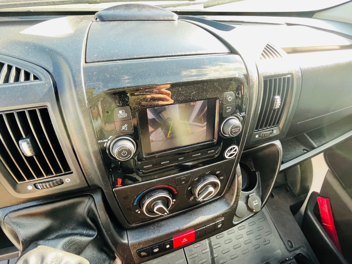 Citroën Jumper 2.2 FG35 L4H2 NAJETO JEN 75TIS