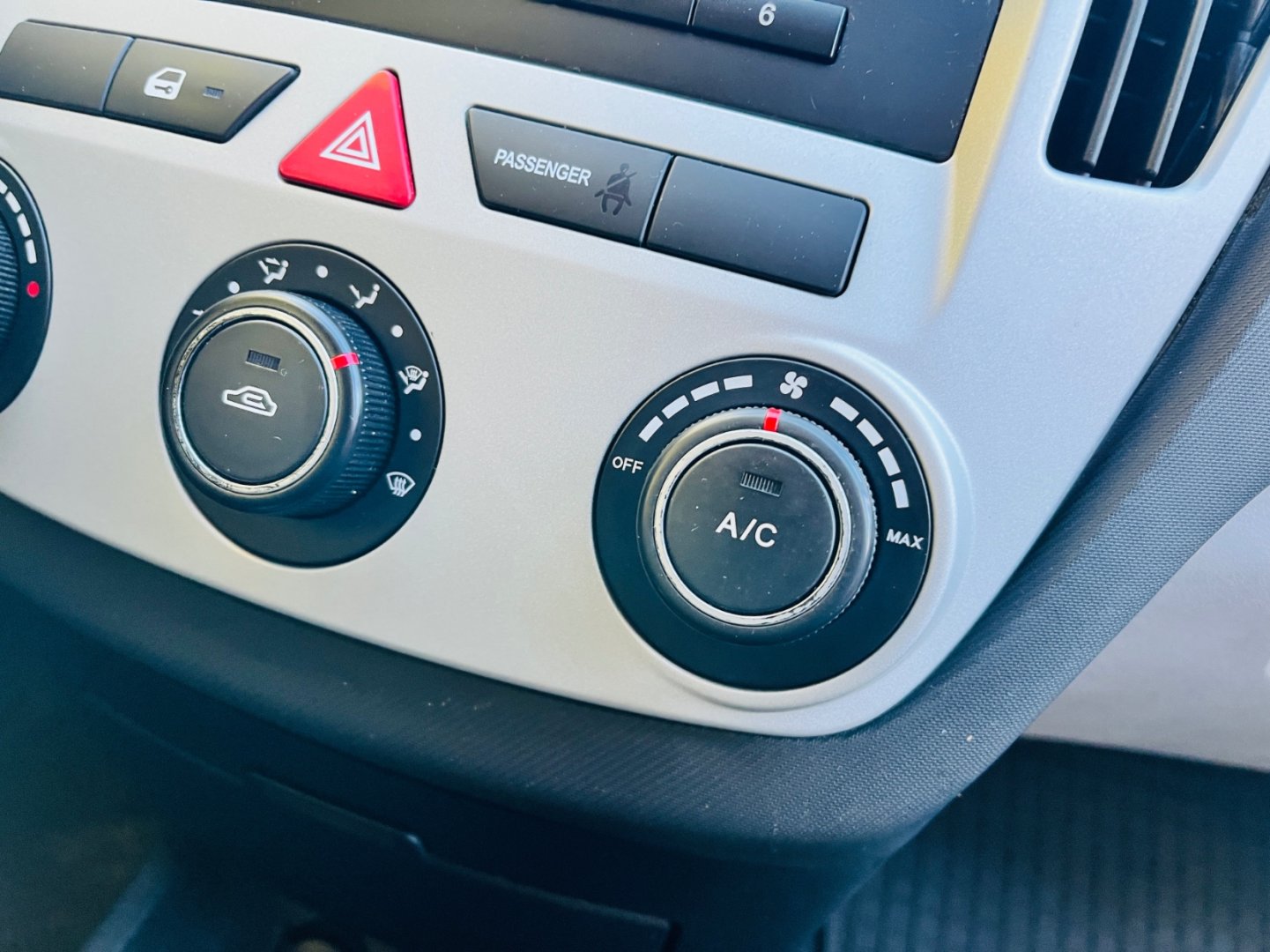 Kia Cee´d 1.4 i BENZÍN