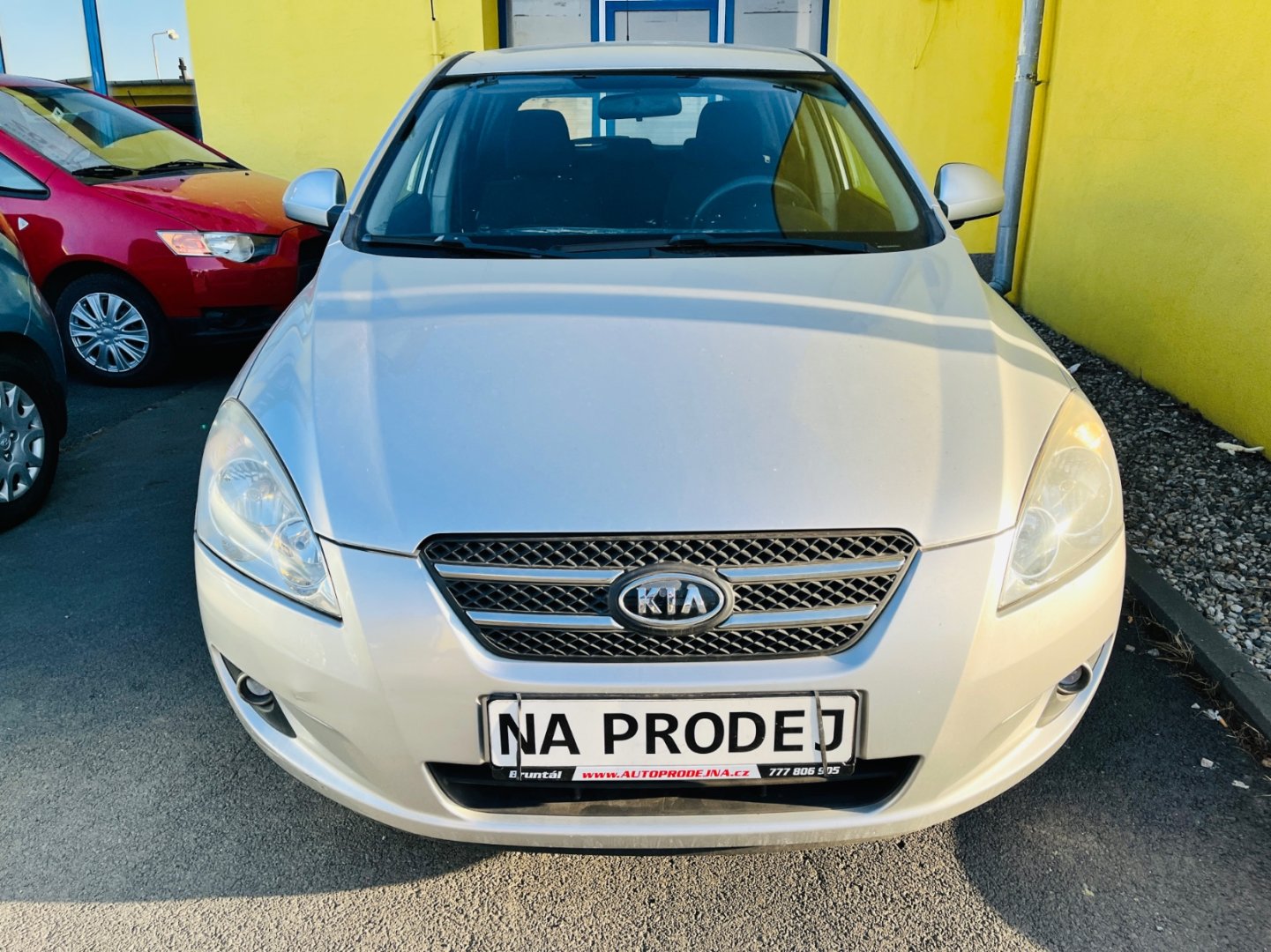 Kia Cee´d 1.4 i BENZÍN