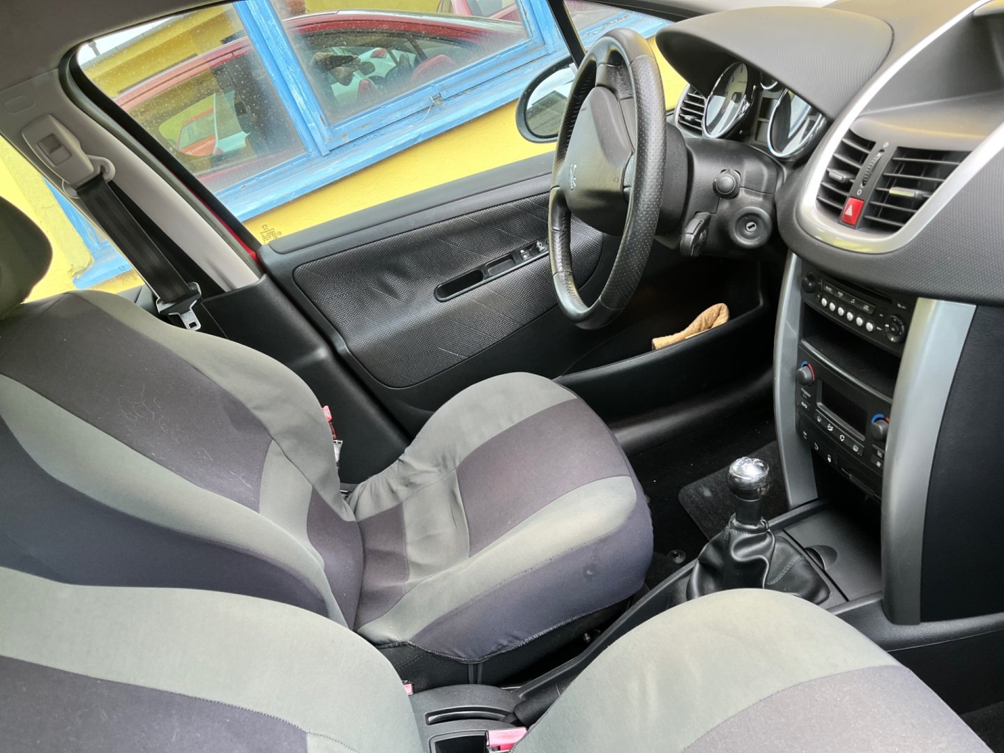 Peugeot 207 1.4 i BENZÍN 70 kW NOVE ROZVOD