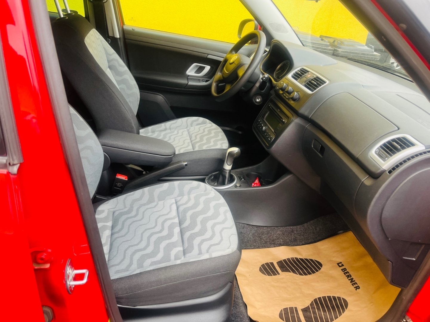 Škoda Fabia 1.2 i BENZÍN