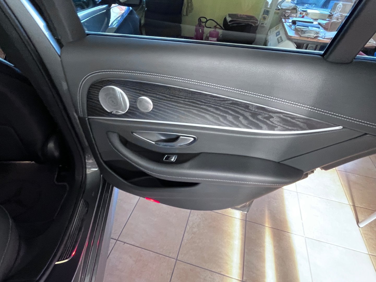 Mercedes-Benz Třídy E 220d  4MATIC 143 kW