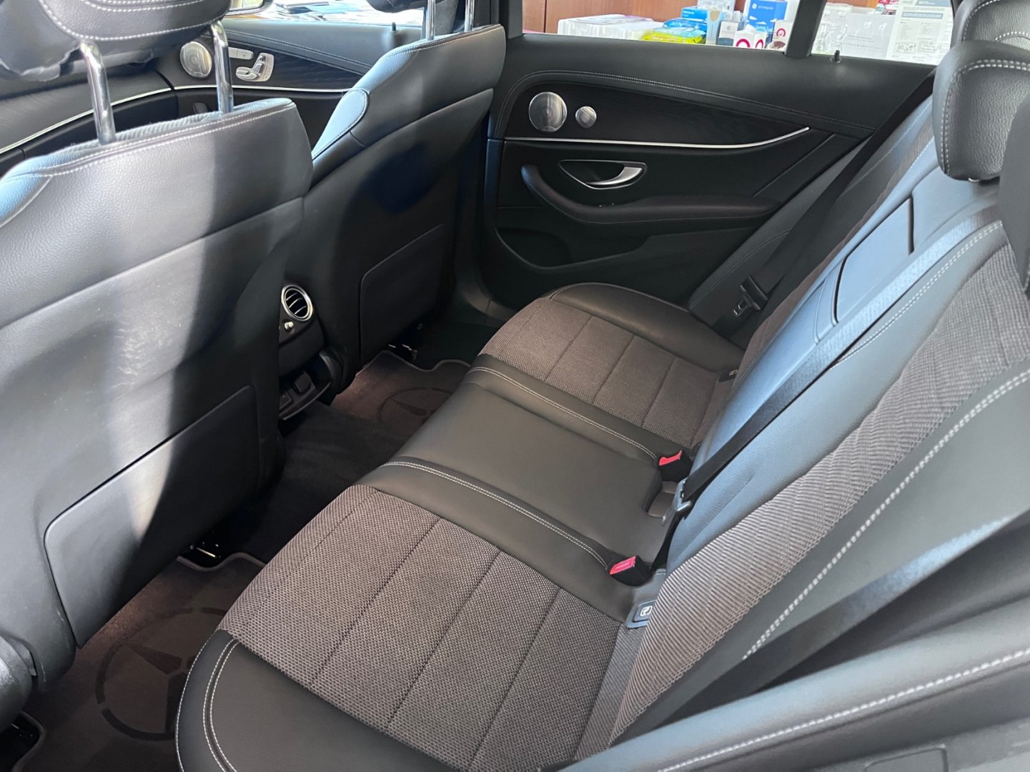 Mercedes-Benz Třídy E 220d  4MATIC 143 kW