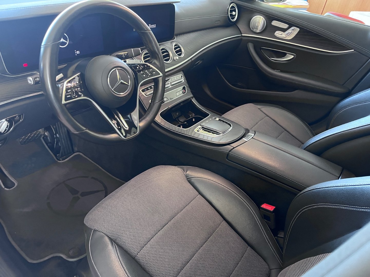 Mercedes-Benz Třídy E 220d  4MATIC 143 kW