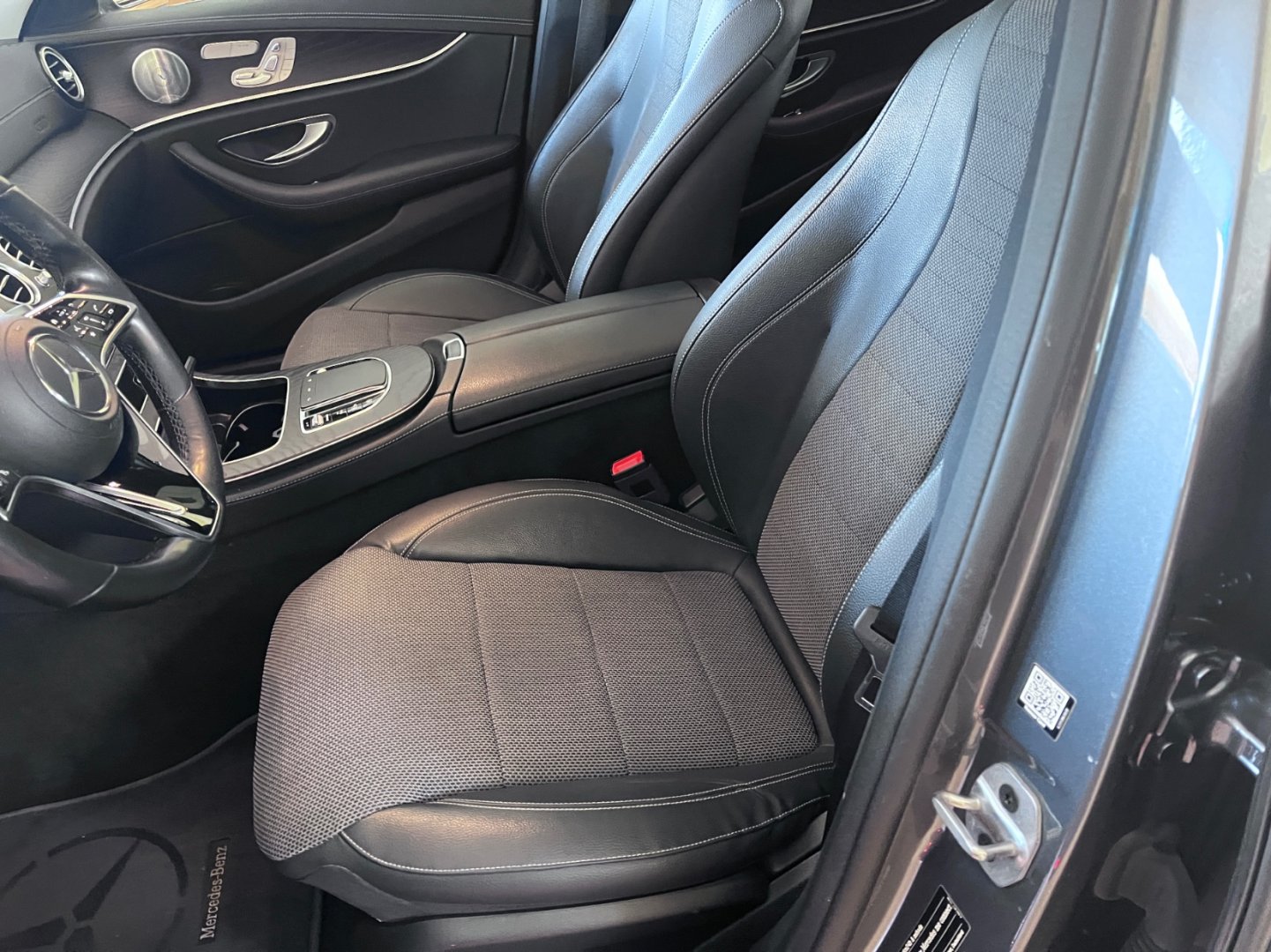 Mercedes-Benz Třídy E 220d  4MATIC 143 kW