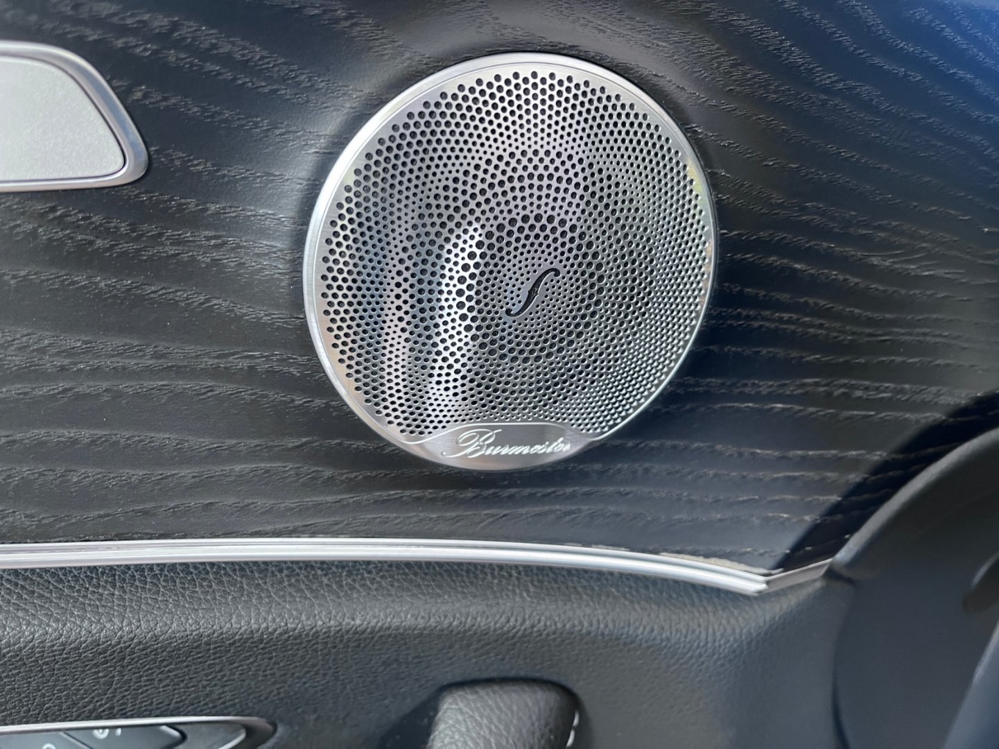 Mercedes-Benz Třídy E 220d  4MATIC 143 kW