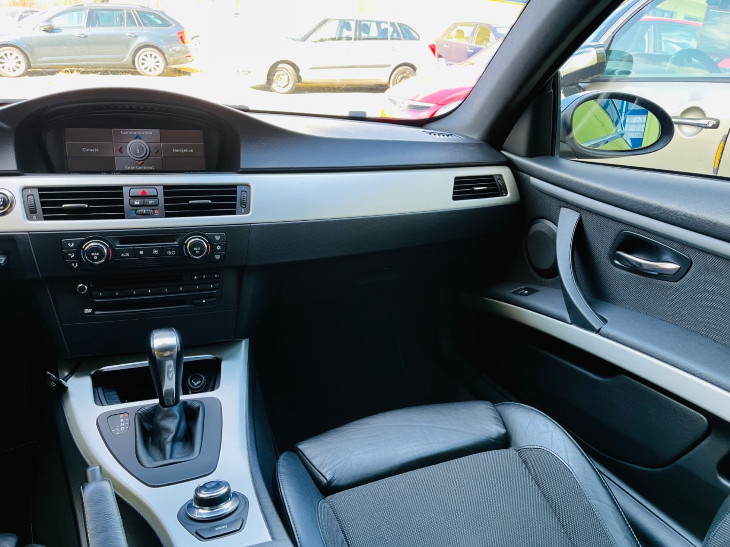 BMW Řada 3 3.0 i BENZÍN 225 kW