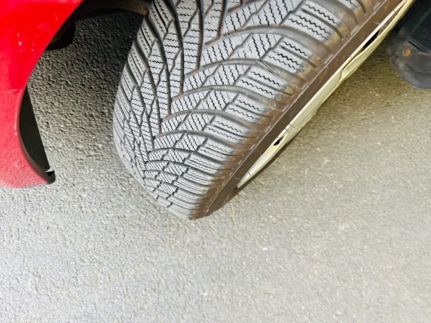 Kia Cee´d 1.4 i BENZÍN