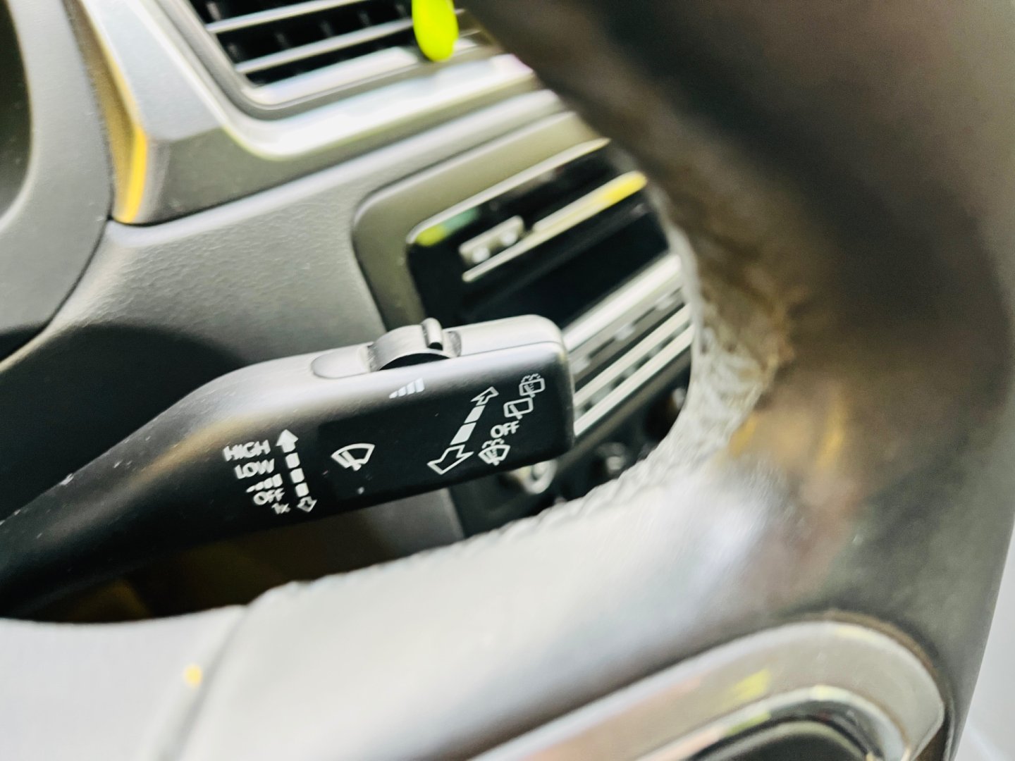 Škoda Rapid 1.2 TSi. BENZÍN SPACEBACK