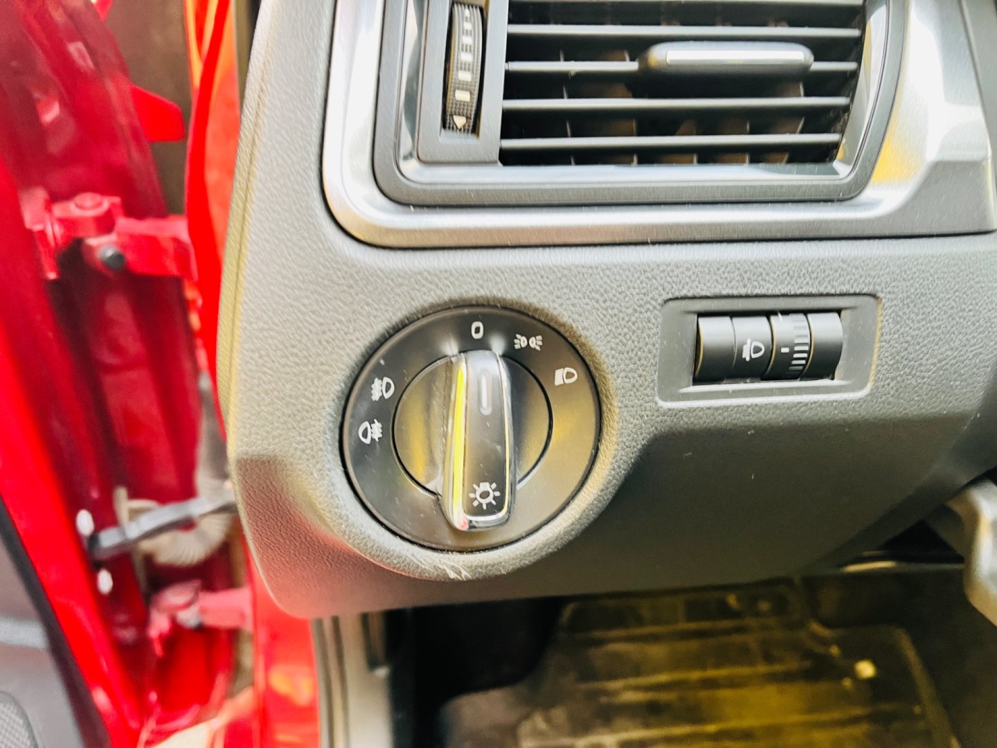 Škoda Rapid 1.2 TSi. BENZÍN SPACEBACK