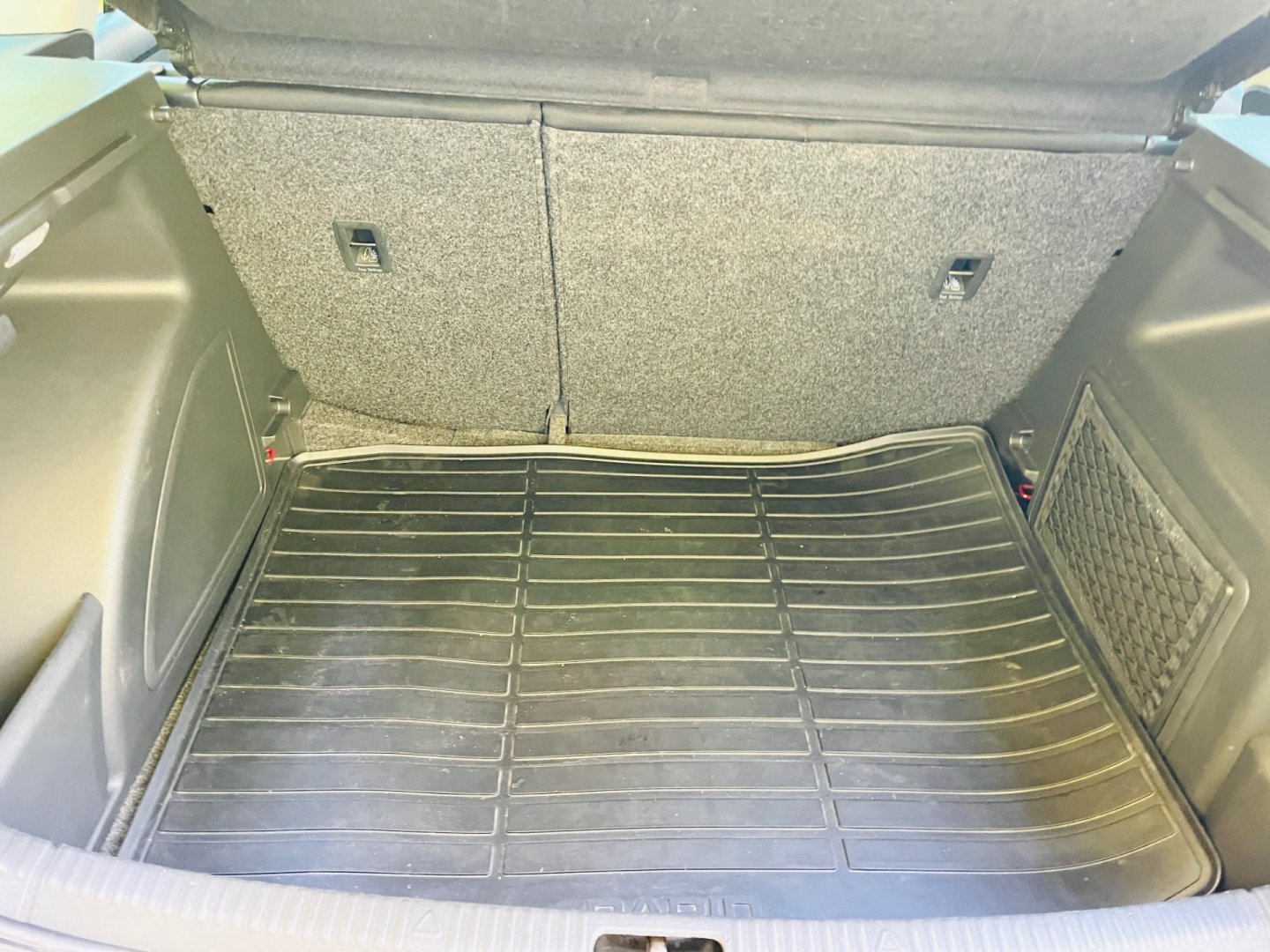 Škoda Rapid 1.2 TSi. BENZÍN SPACEBACK