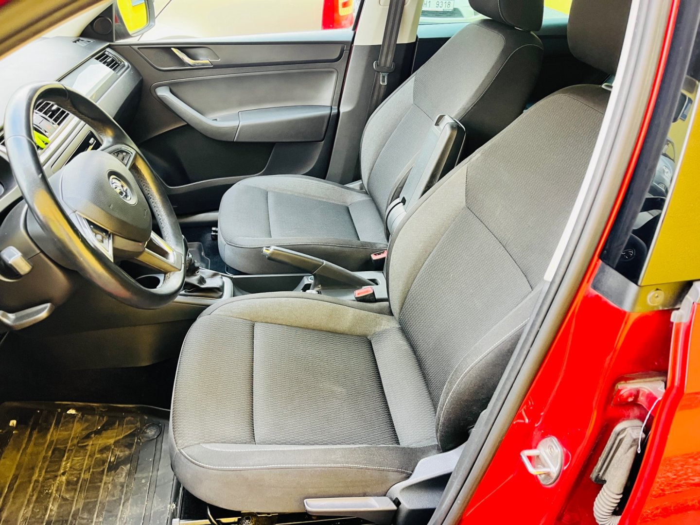 Škoda Rapid 1.2 TSi. BENZÍN SPACEBACK