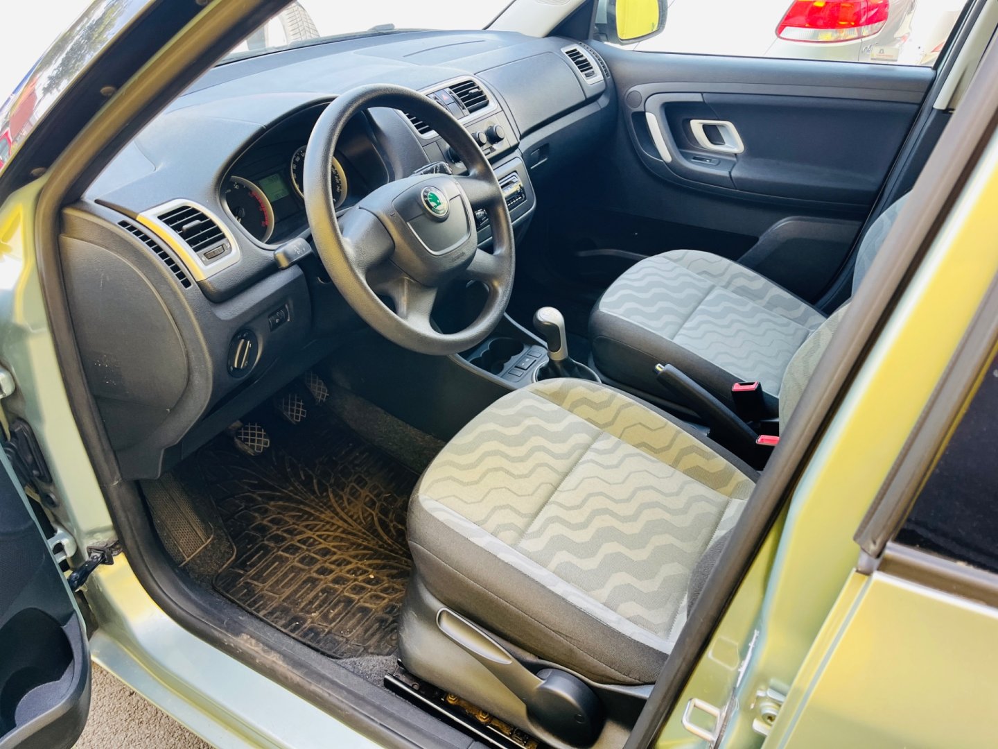 Škoda Fabia 1.2 i BENZÍN COMBI