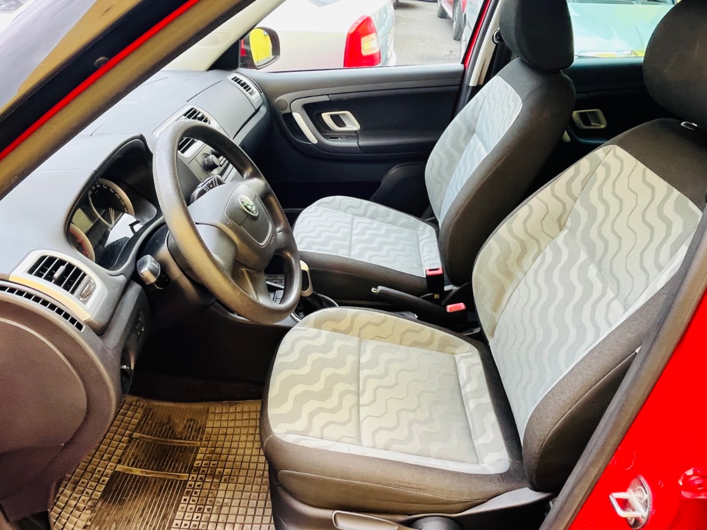 Škoda Fabia 1.2 i BENZÍN  NAJ JEN 94 TIS K