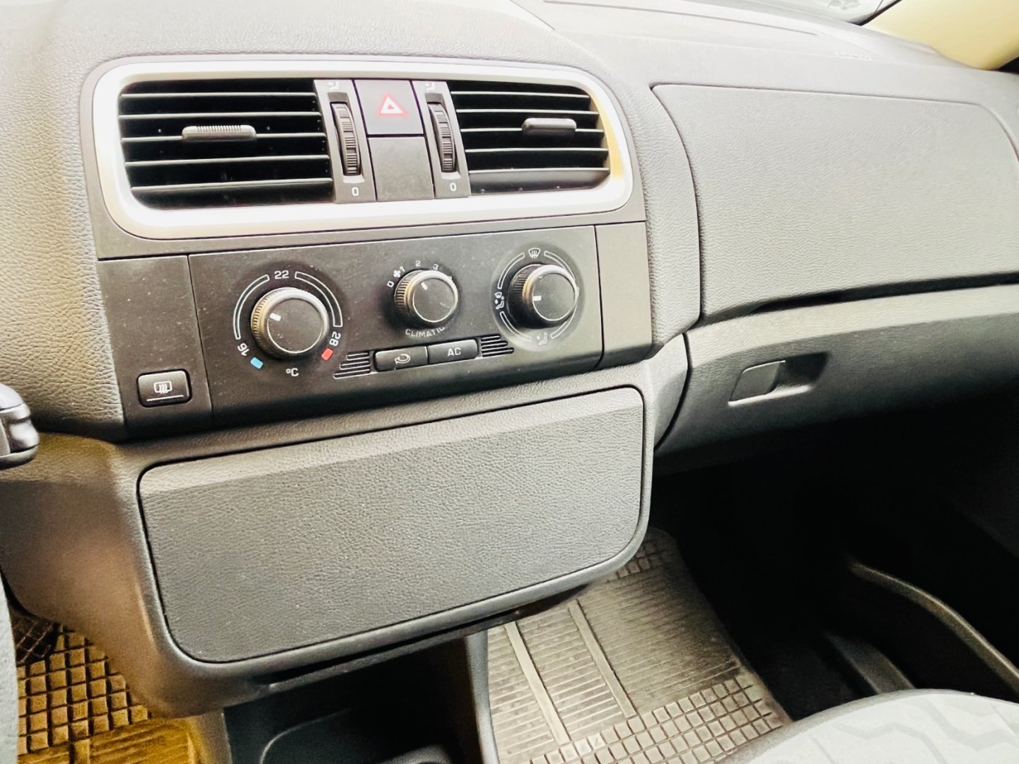 Škoda Fabia 1.2 i BENZÍN  NAJ JEN 94 TIS K