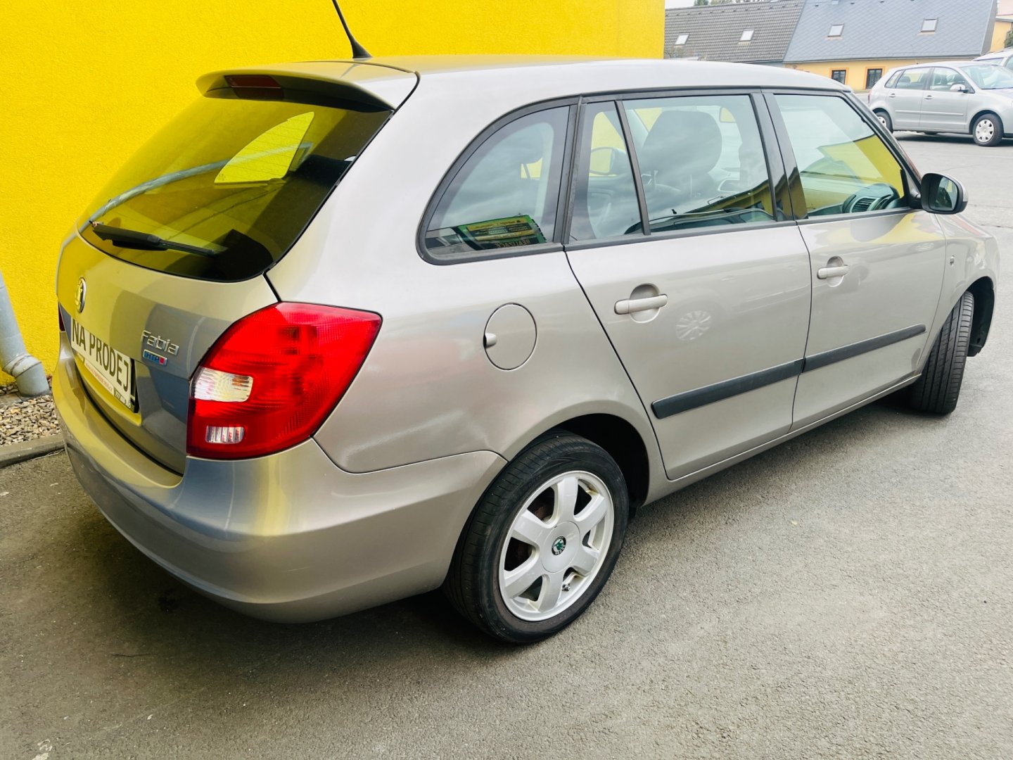 Škoda Fabia 1.2 i BENZÍN COMBI