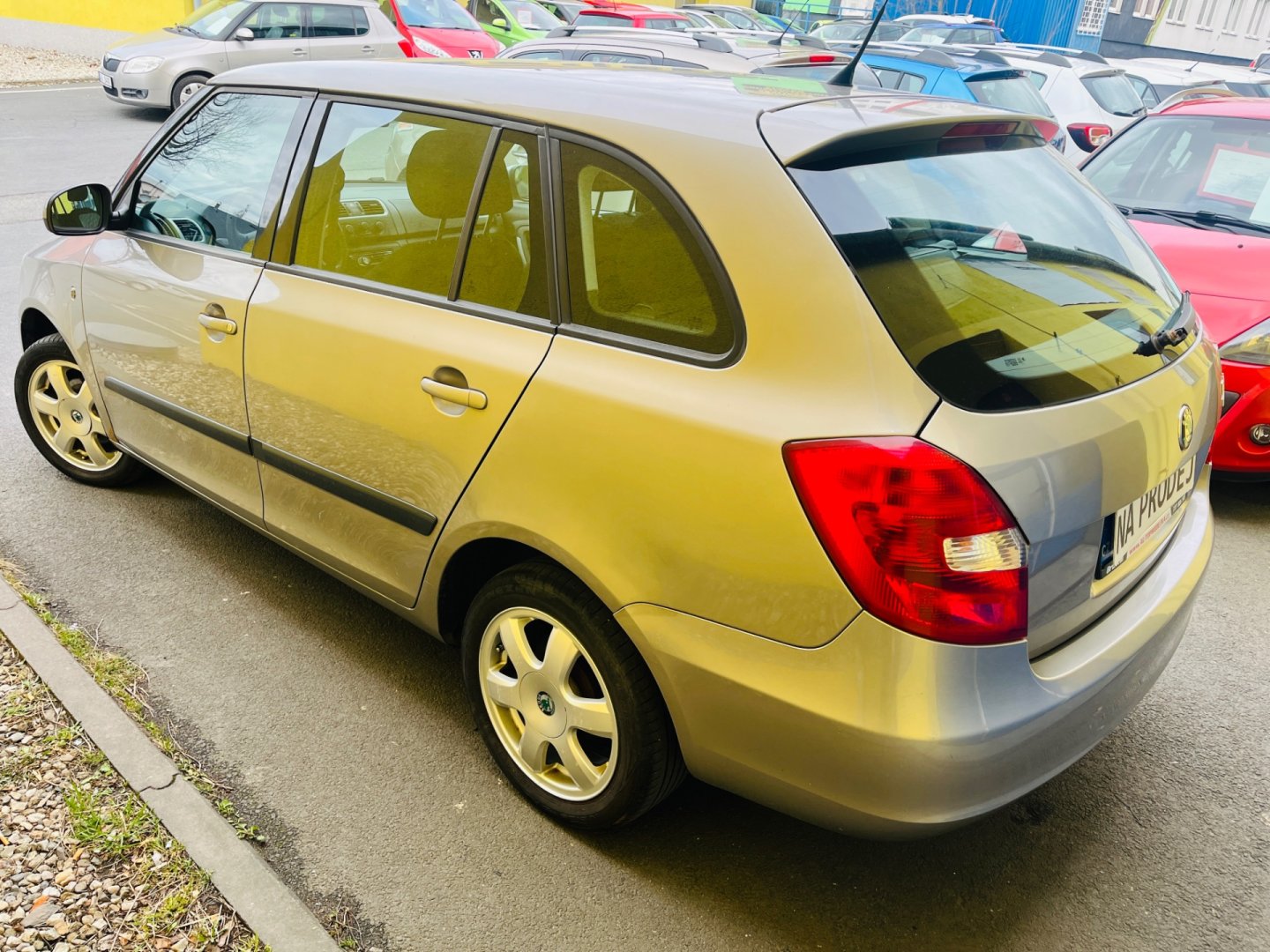 Škoda Fabia 1.2 i BENZÍN COMBI