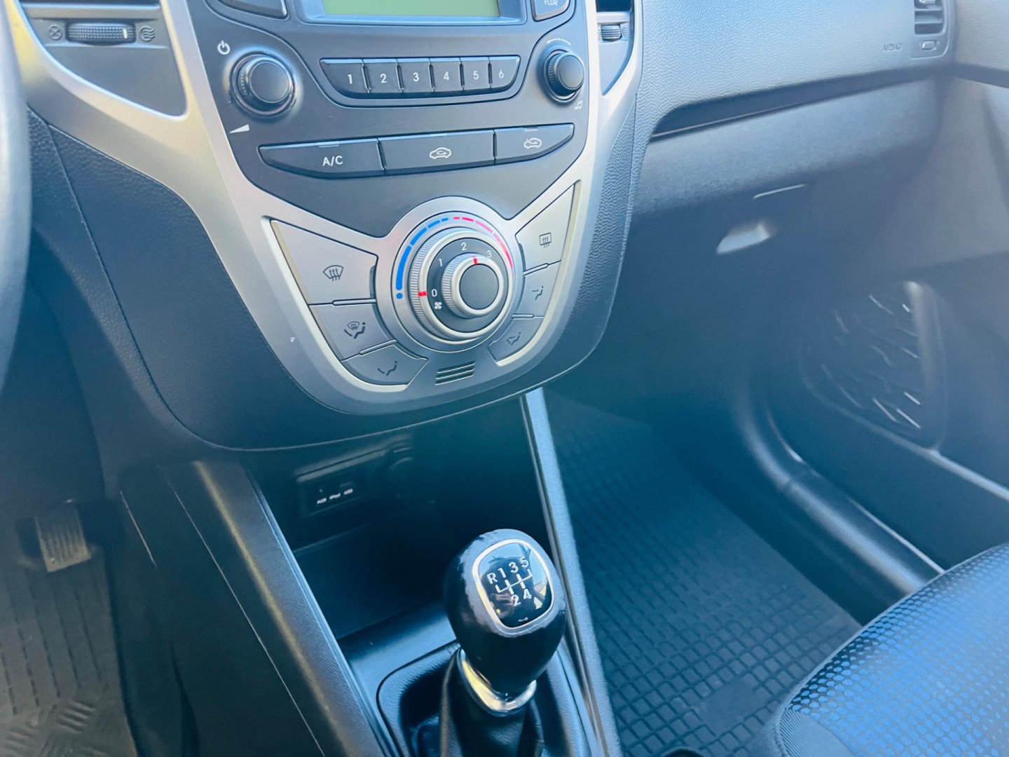 Hyundai ix20 1.4 i BENZÍN