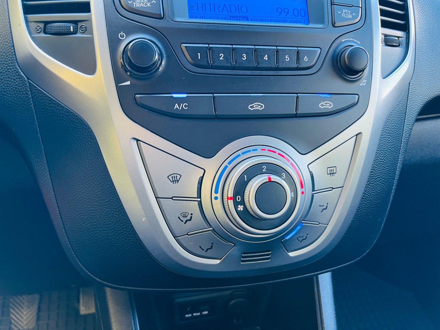 Hyundai ix20 1.4 i BENZÍN