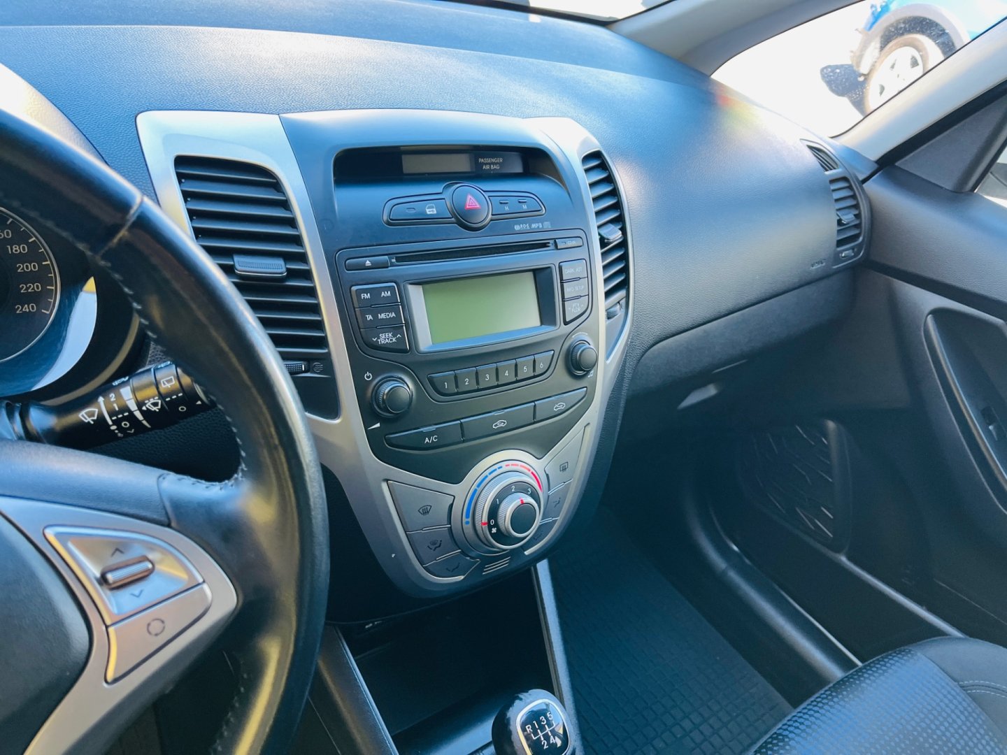 Hyundai ix20 1.4 i BENZÍN