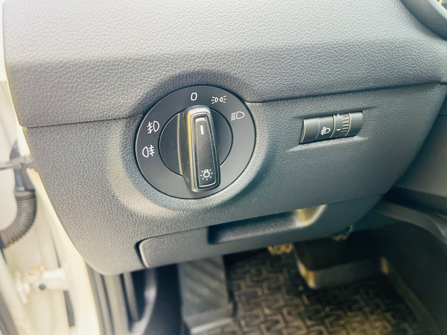 Škoda Octavia 1.2 TSi DIGI KLIMA, VYHŘEV SED