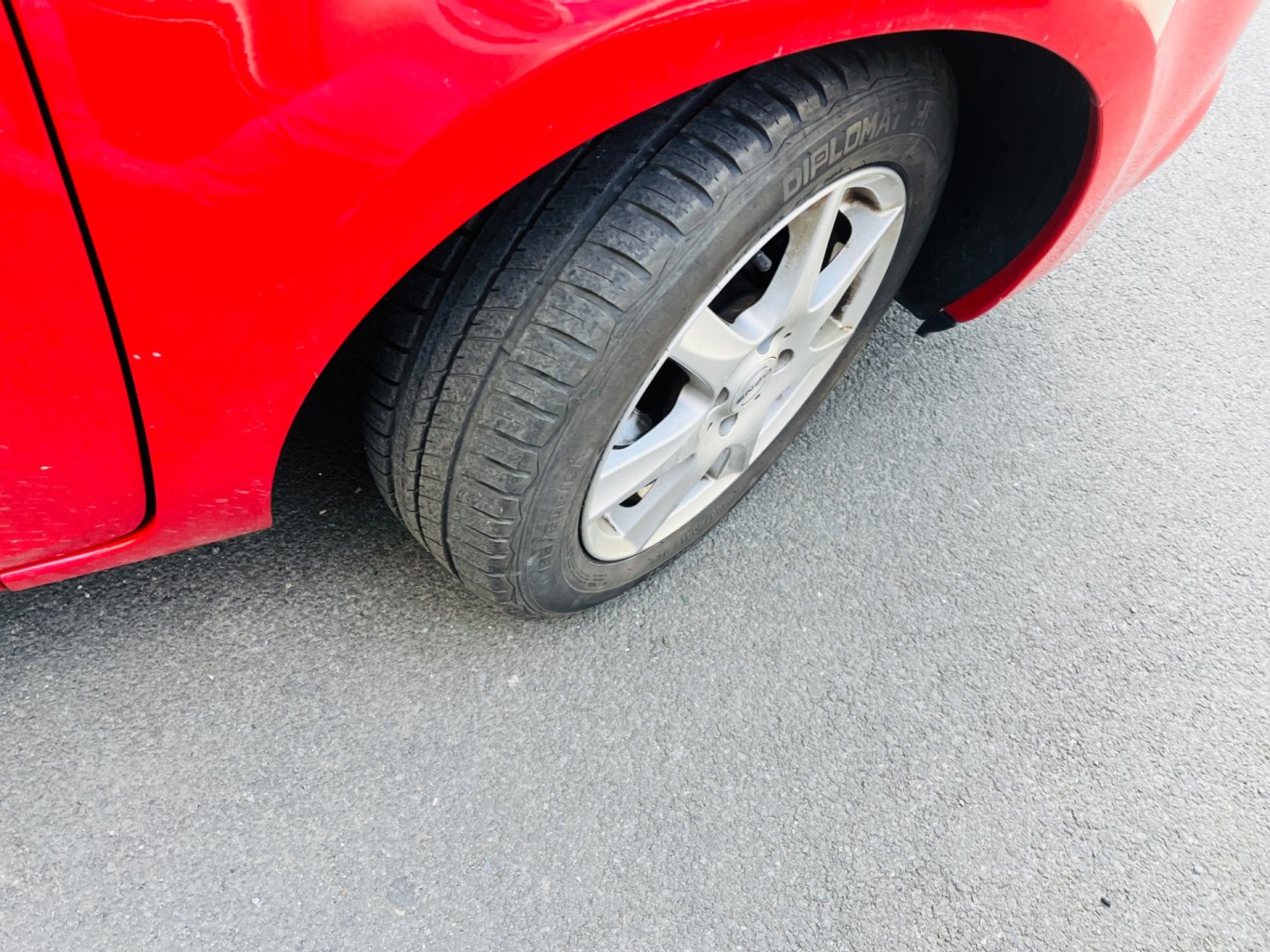 Renault Clio 1.2 i BENZÍN KLIMA ALU KOLA