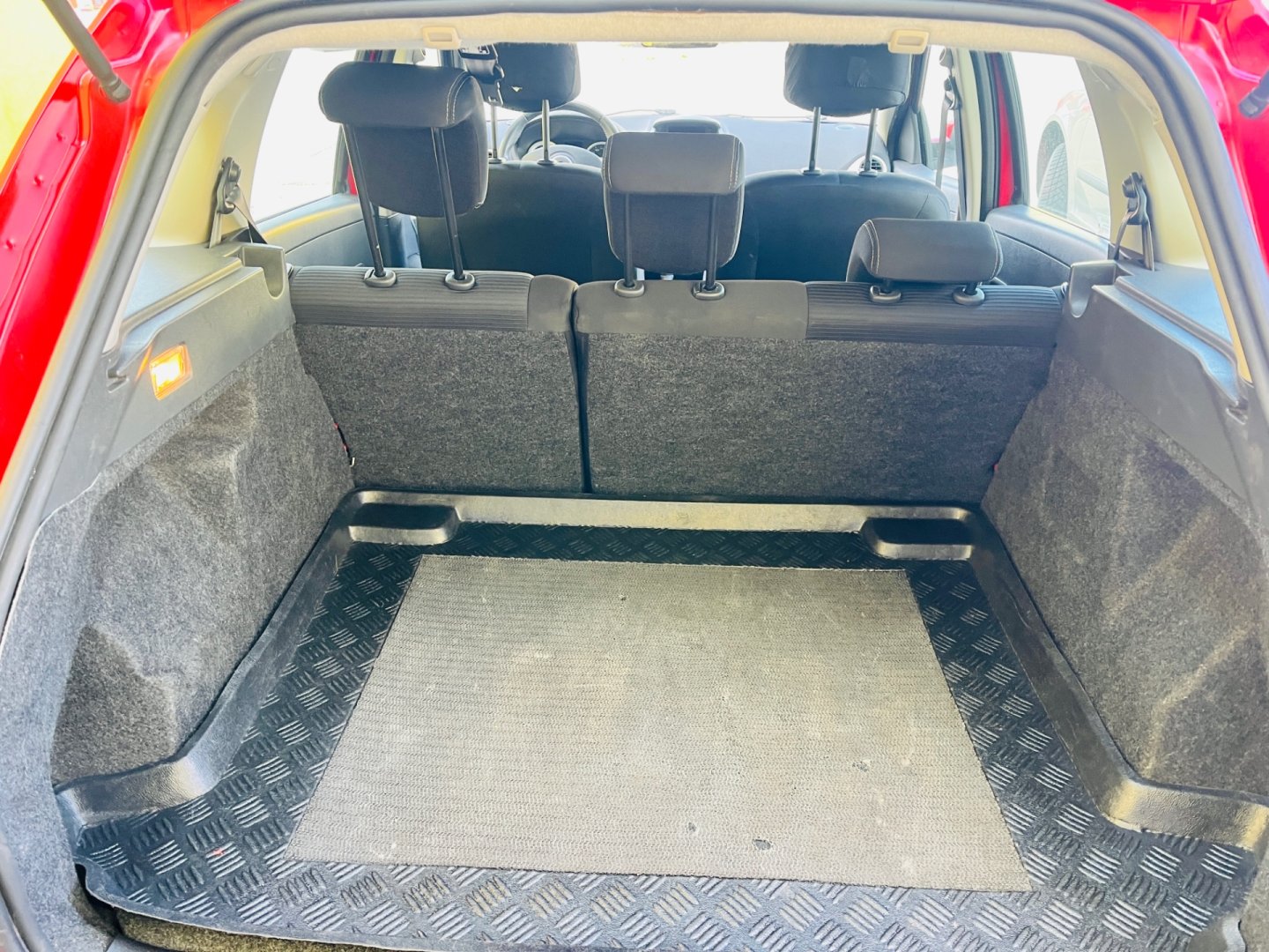 Renault Clio 1.2 i BENZÍN KLIMA ALU KOLA