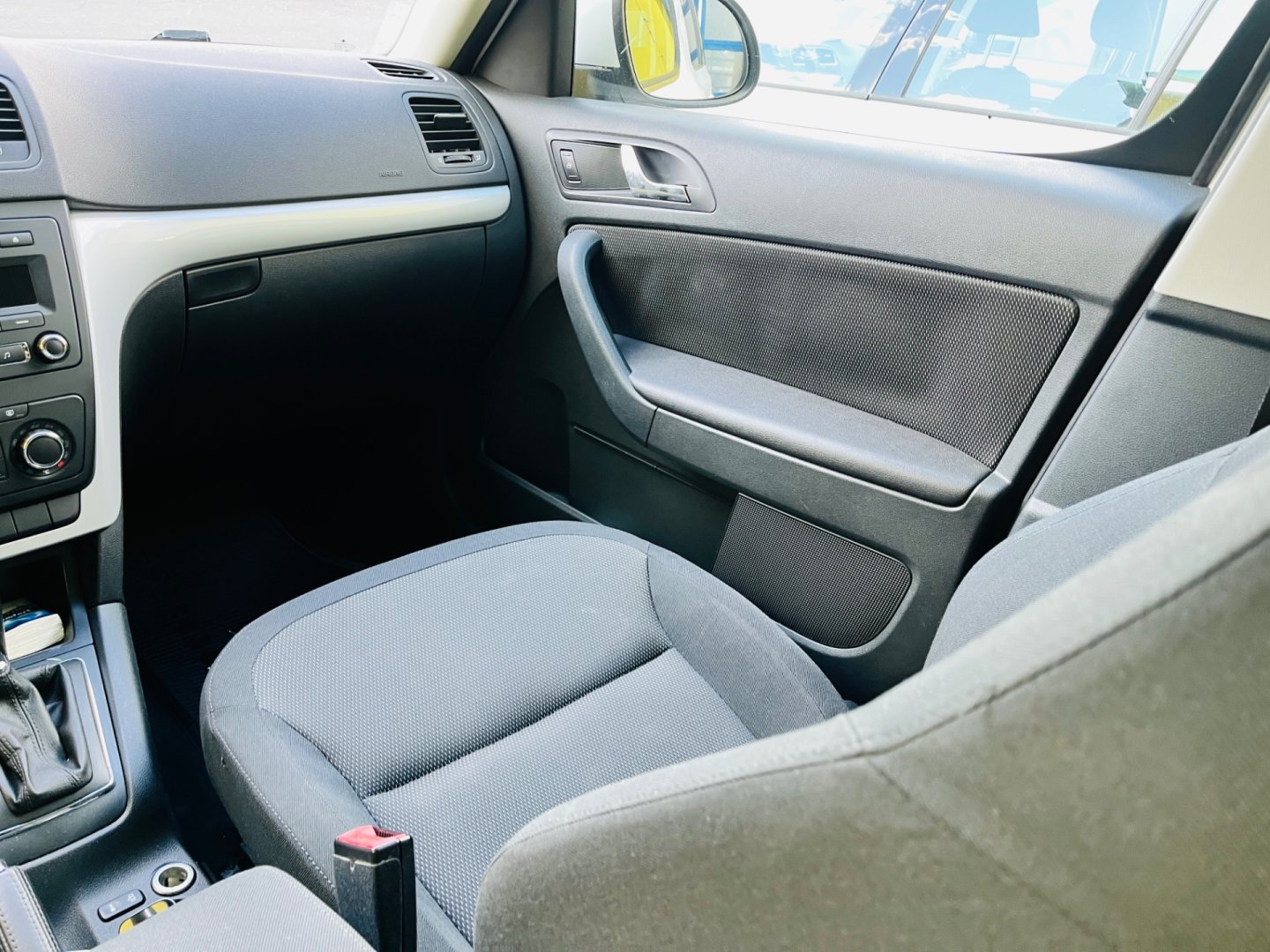 Škoda Yeti 1.2 TSi DSG NAJ JEN 98 TIS KM