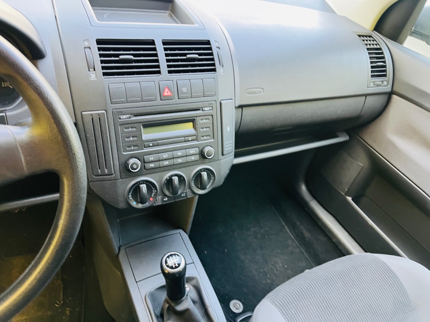 Volkswagen Polo 1.2 i NAJ JEN 120 TIS KM