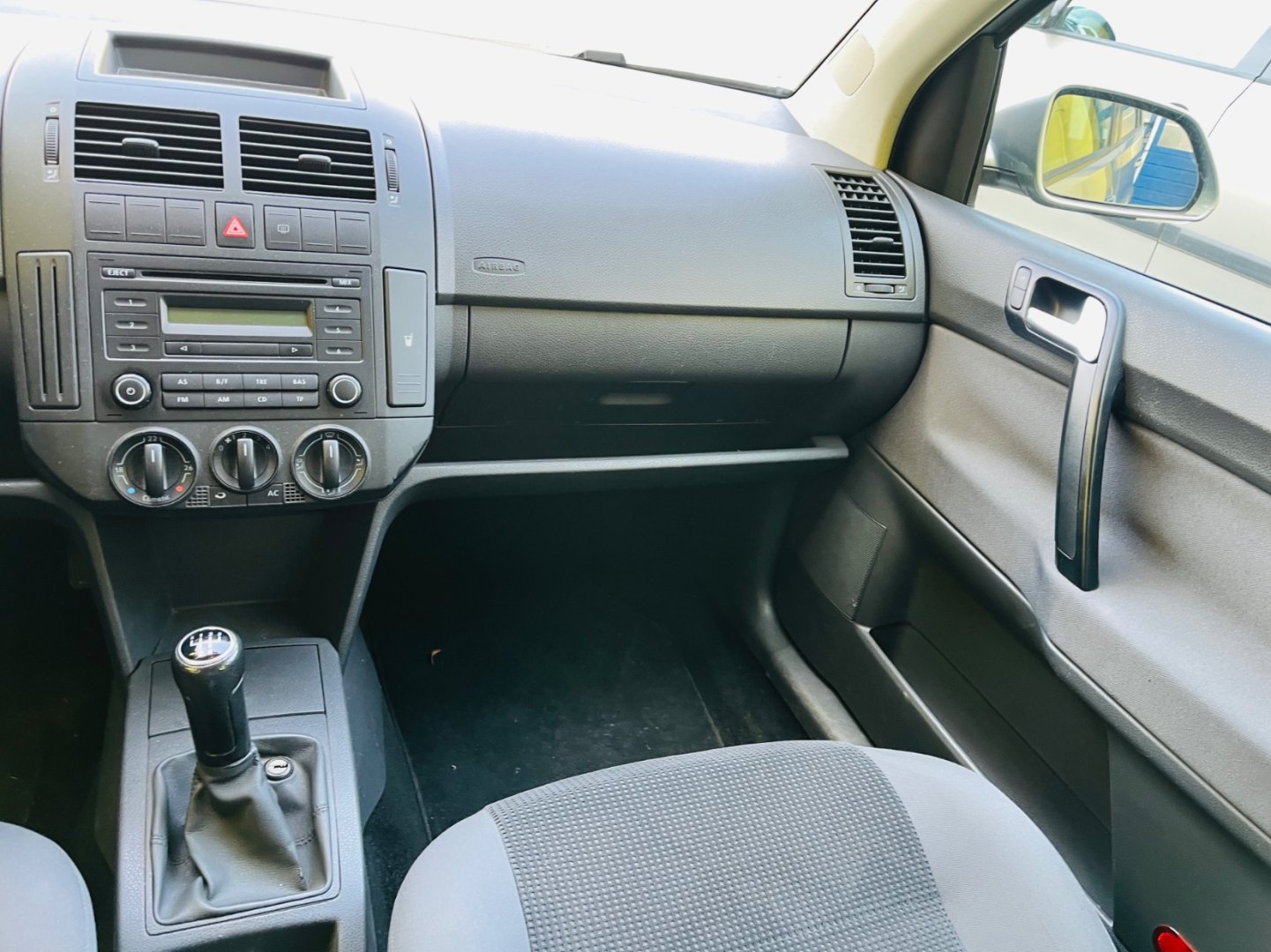 Volkswagen Polo 1.2 i NAJ JEN 120 TIS KM