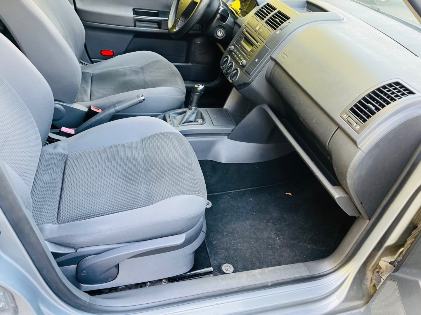 Volkswagen Polo 1.2 i NAJ JEN 120 TIS KM