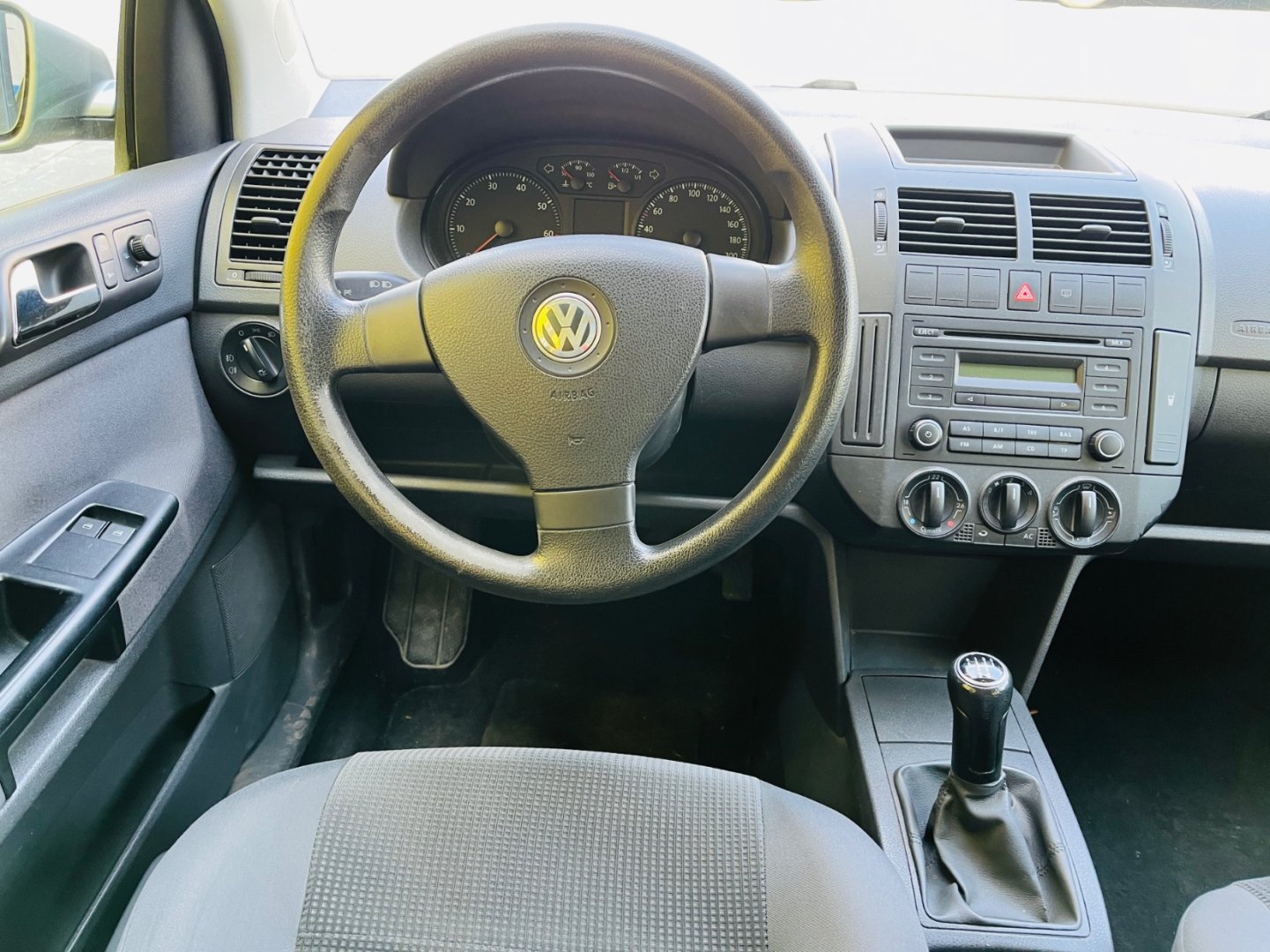 Volkswagen Polo 1.2 i NAJ JEN 120 TIS KM